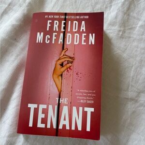 Freida McFadden: The Tenant